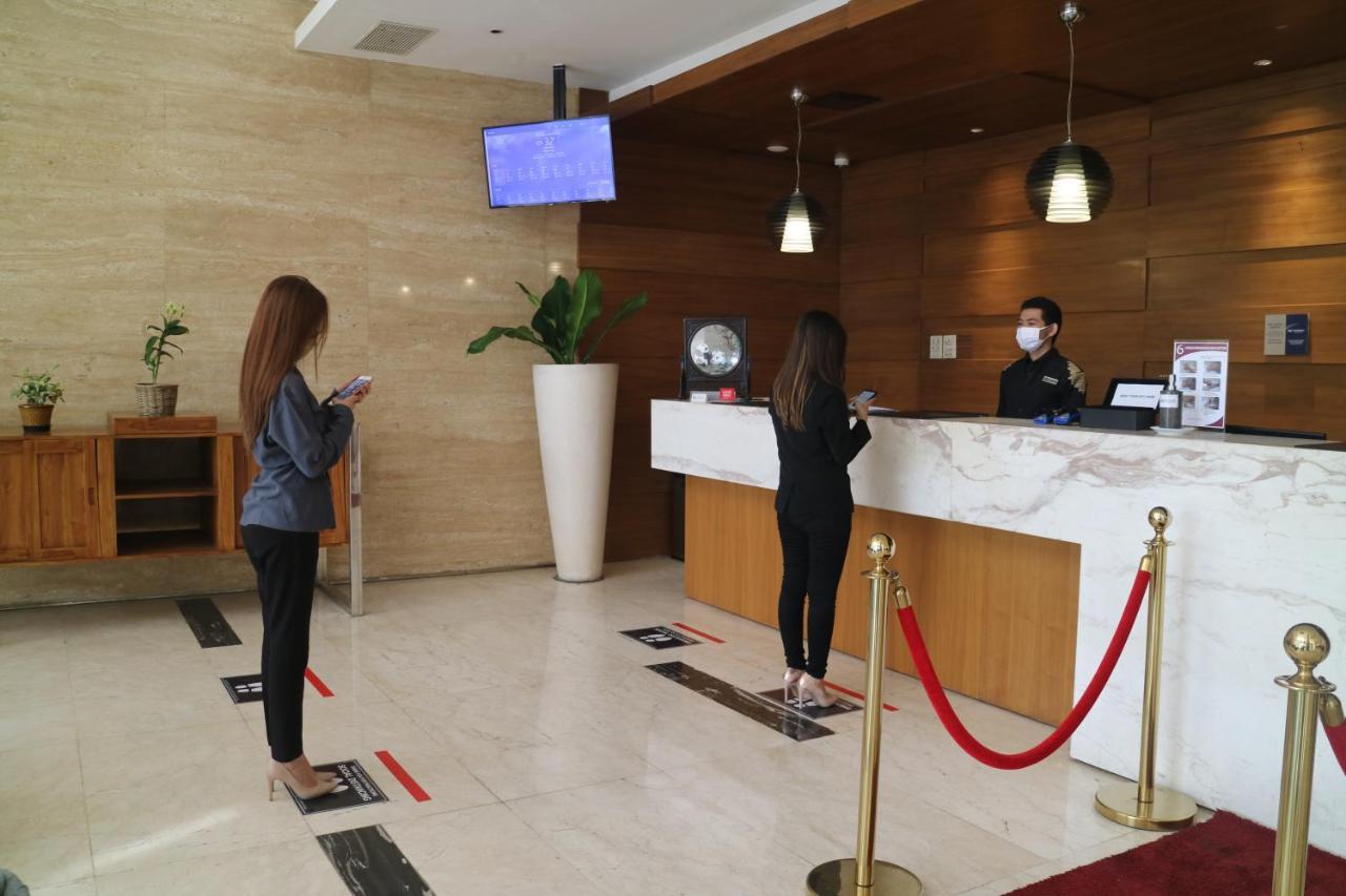梭罗巴鲁贝斯特韦斯特premier酒店 Solo 外观 照片