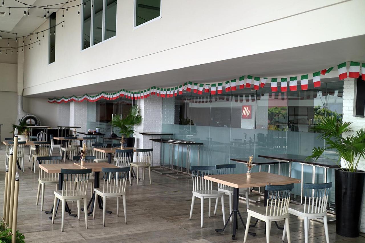 梭罗巴鲁贝斯特韦斯特premier酒店 Solo 外观 照片